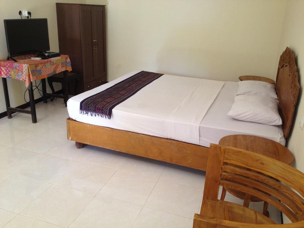 Astina Hotel Ловина Экстерьер фото