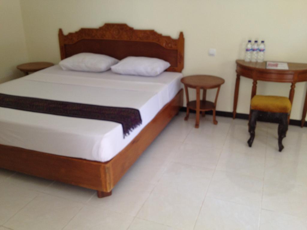 Astina Hotel Ловина Экстерьер фото