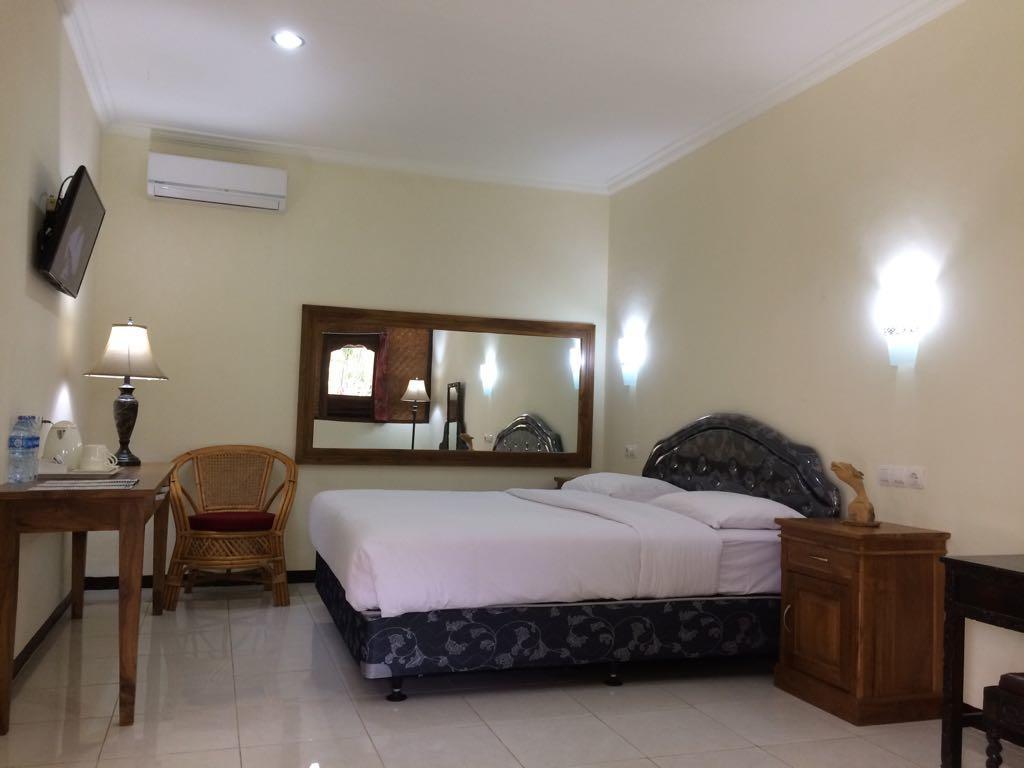 Astina Hotel Ловина Экстерьер фото